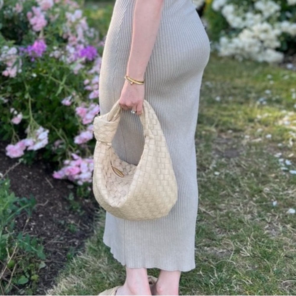 Bottega Veneta Jodie Teen Bag - Picture 9 of 13
